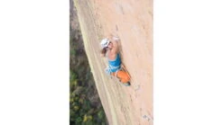 Petzl Meteora Helmets 22 Petzl Meteora Helmets -Metolius Shop opplanet petzl meteora helmet white violet small medium a071da01 usage 1