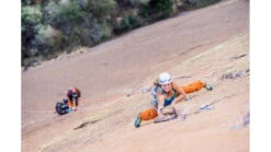 Petzl Meteora Helmets 23 Petzl Meteora Helmets -Metolius Shop opplanet petzl meteora helmet white violet small medium a071da01 usage 2